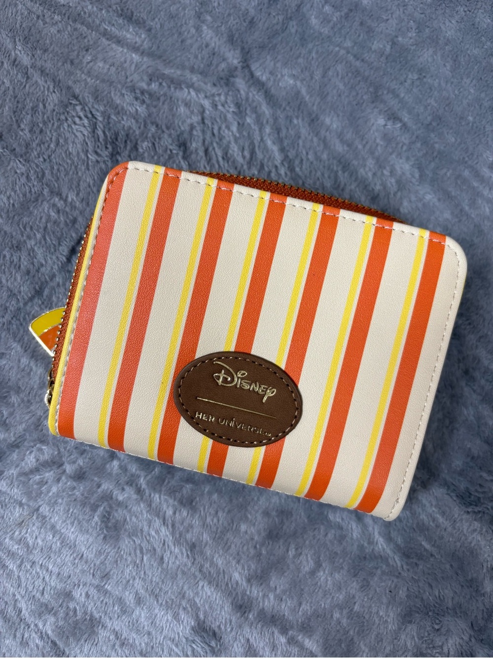 Disney Winnie the Pooh Pumpkin Wallet - Beige & Orange - Picture 2 of 4
